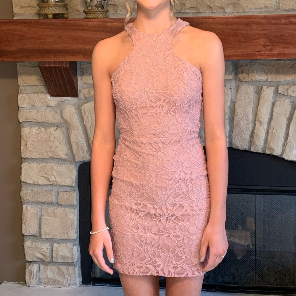 City Studios size 3 HOCO Elegant Lace Halter Dress in Pink